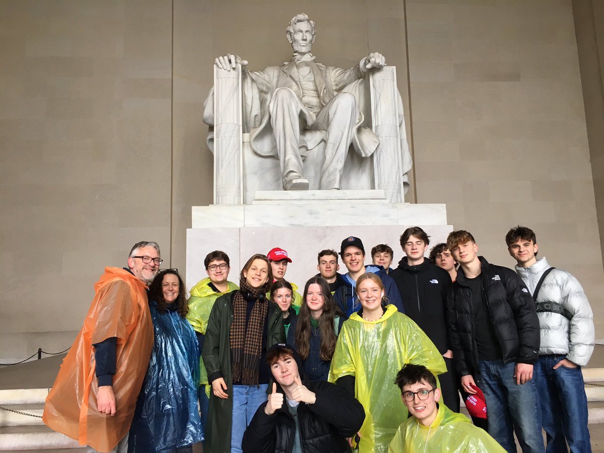 A very wet tour of the monuments in Washington DC. Ably guided by the indomitable Judy!