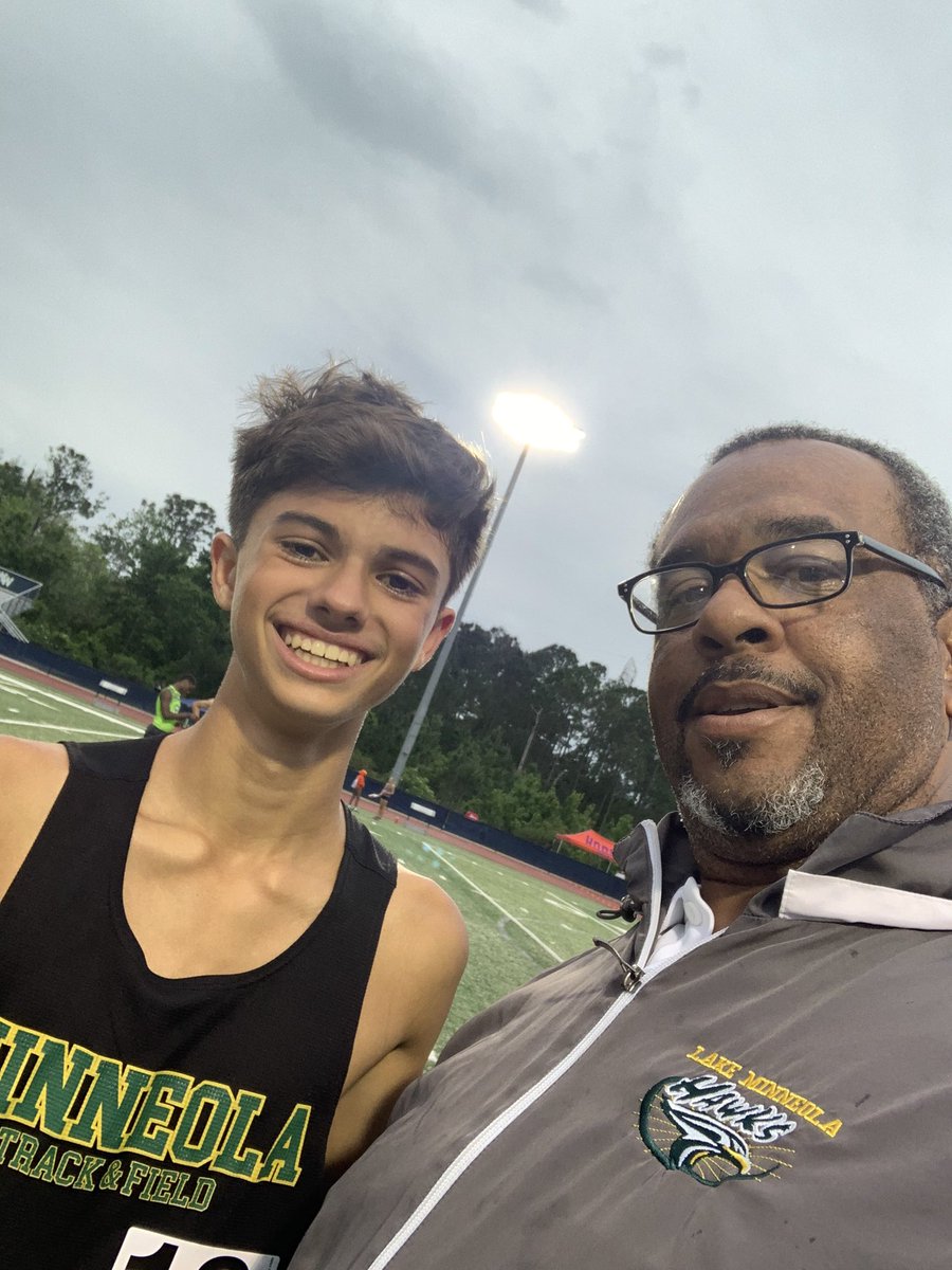 🚨Freshman Drew Sasson has been grinding to break that 5 minute barrier and today was that day a PR of 4:58.63!! We are so proud of you young fella!! 💪🏽🙏🏽💚💛