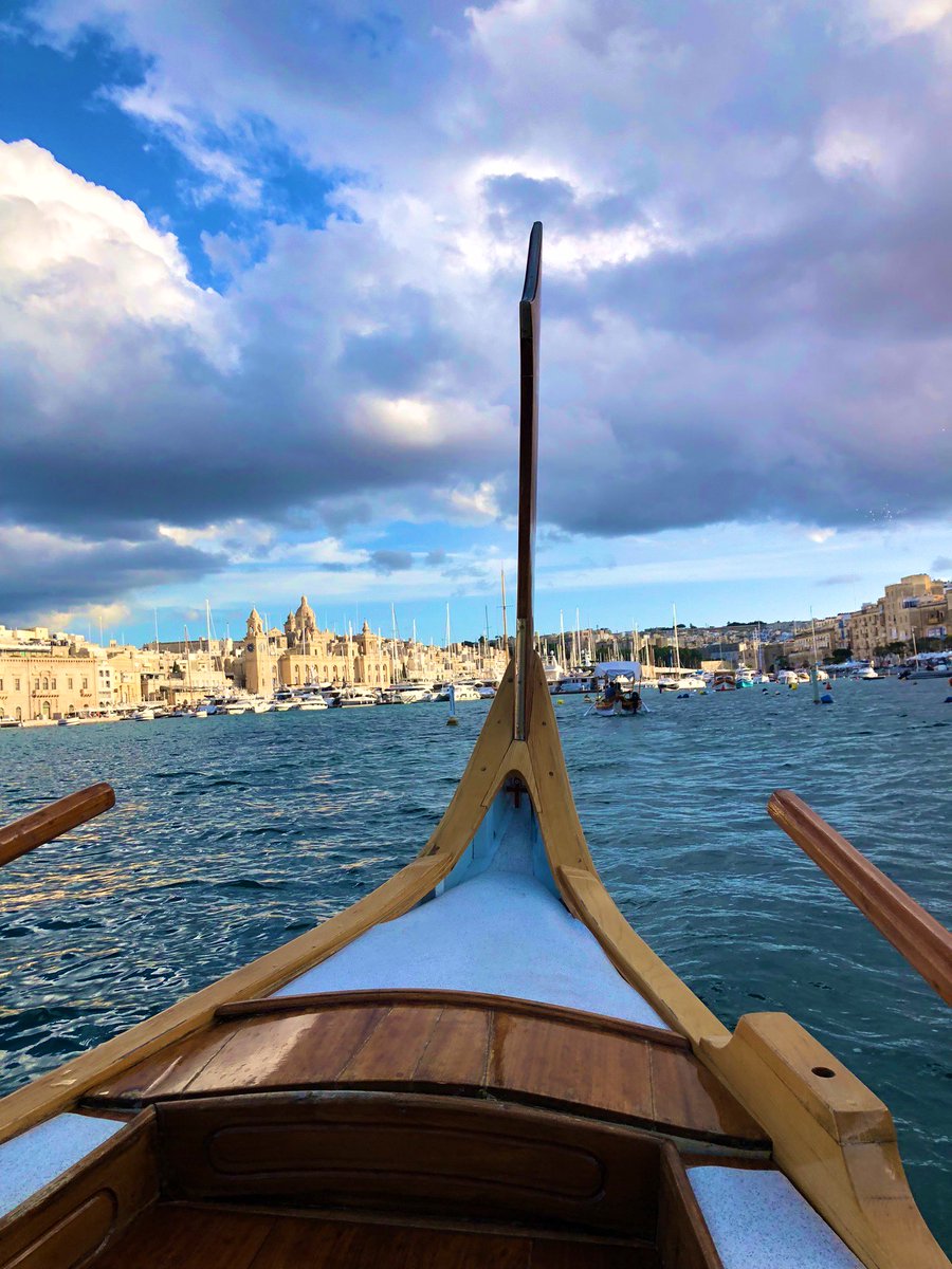 visitmaltajp's tweet photo. Bonġu!(マルタ語でこんにちは)🇲🇹

⚡️テレビ番組のご案内⚡️

『全力坂』　テレビ朝日
４月１日（月）～４日(木) 深夜1：20～1：26
 放送開始20年目を迎えた「全力坂」!!
番組初の海外ロケは地中海に浮かぶ“マルタ���”の坂を駆け上がる💨
ぜひお楽しみください‼️

#マルタ #malta #全力坂 https://t.co/tgmT2OEsnG