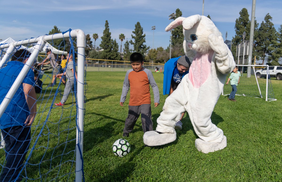 Spring Jubilee events continue at @lacountyparks through March 30! Join us for performances, workshops, egg hunts, crafts, activities and more! Registration not required. parks.lacounty.gov/spring