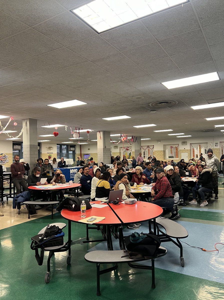 NYCHousing's tweet image. Tonight we kicked off our first Community Visioning Workshop with @CNDeLaRosa to gather input on transforming vacant public land in Inwood into affordable housing and vibrant community greenspace!