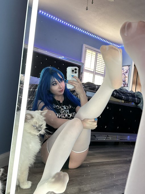 Say hi if I can kick you in the face https://t.co/P4xPgJ6q3U