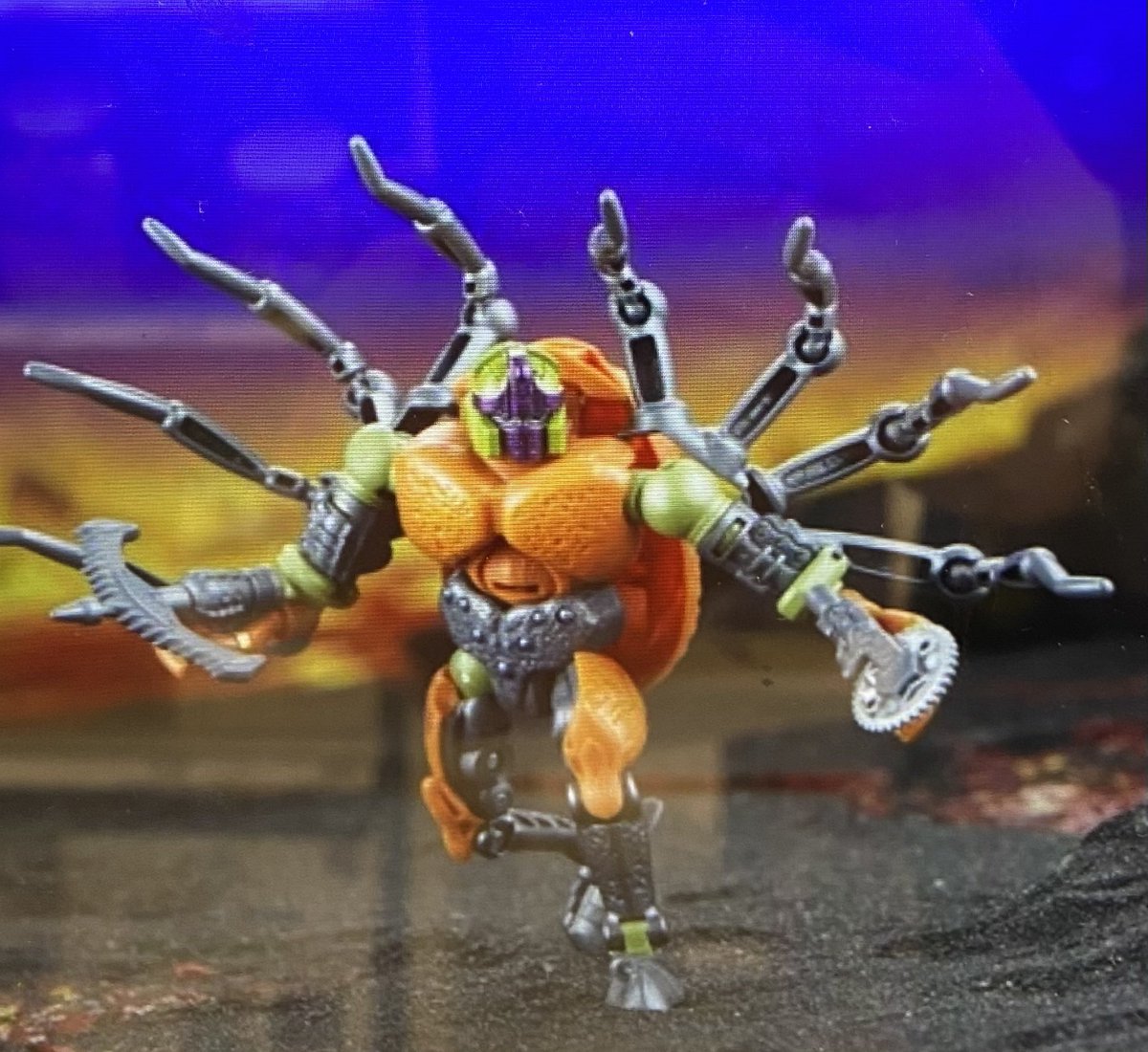 TFHypeGuy's tweet photo. NEW LEGACY UNITED 4 PACK LEAKED!

PRIME CLIFFJUMPER, CYBERVERSE TARN, SQUEEZEPLAY? (idk who this is) and ORANGE TARANTULUS or somethin??? https://t.co/B0tL9aYHna