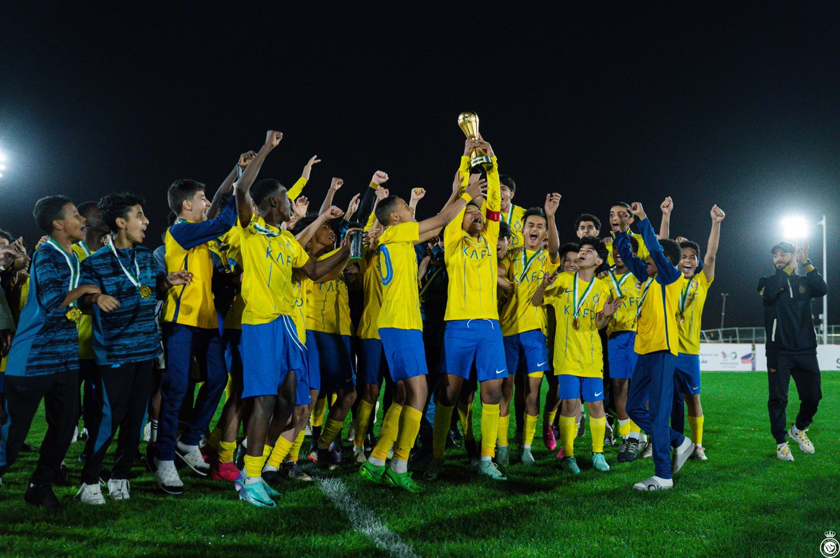 AlNassrFC's tweet photo. أبنـاء #النصر 🤩 .. يؤسسـون على الذهـب 🏆 https://t.co/UGgiOMQyfz