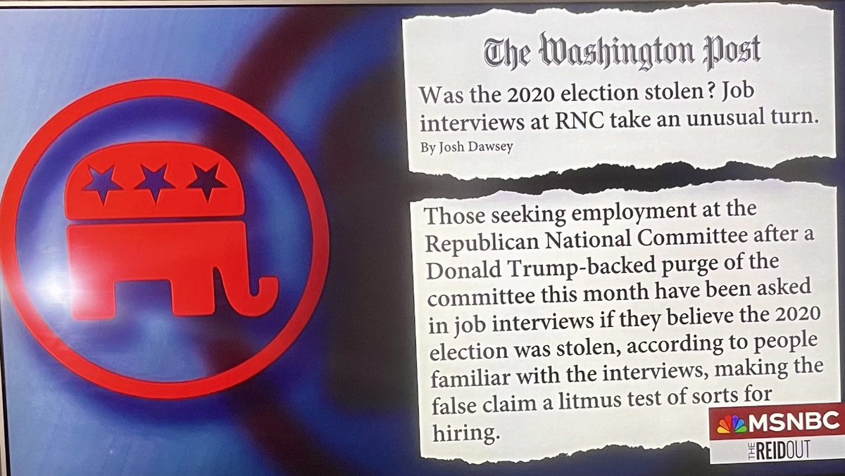 ! Trump says pledging an oath of fealty = taking the knee & kissing the ring 💍- is now the only way to get a job at the #RNC -his administration too. 😳 Damn- that’s some sick, medieval gangsta, authoritarian, loyalty test shyt. #reidoutblog #inners #theWeekend #lastword