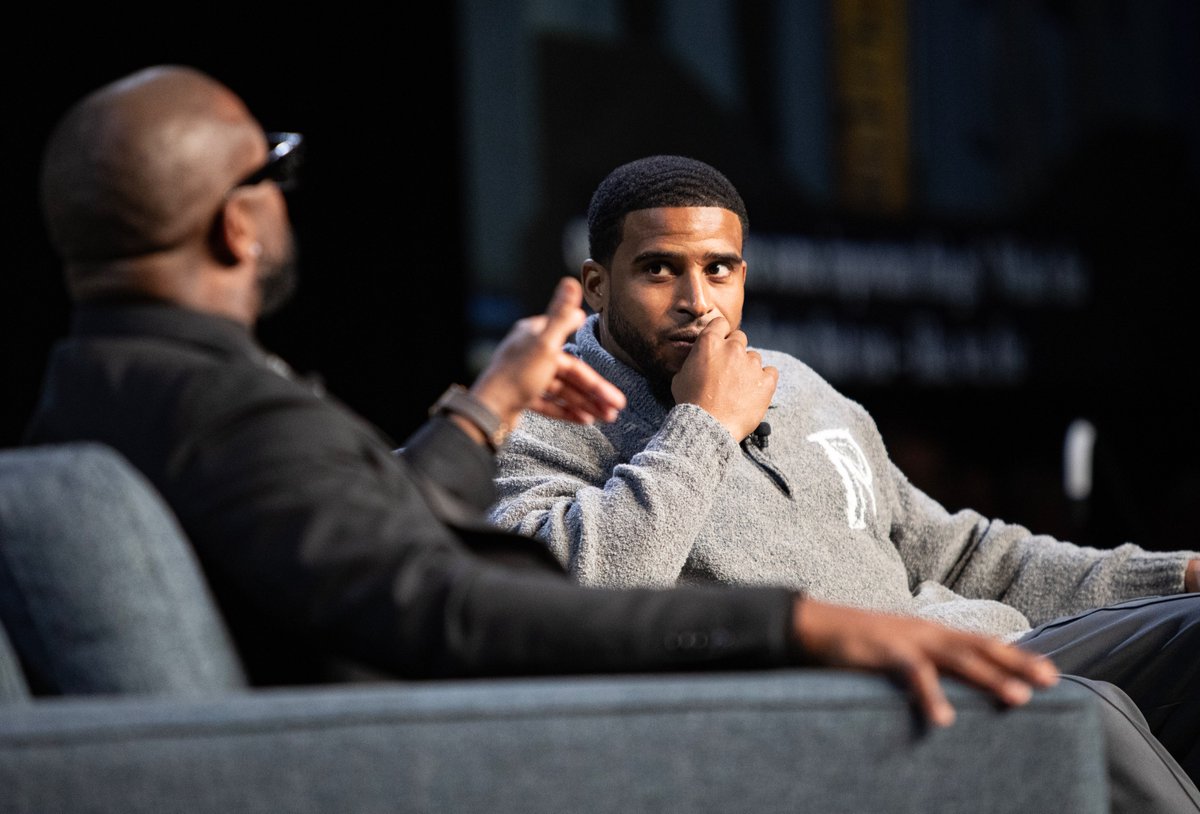 It was such a special moment to have Seahawks legend @Bwagz join us as our keynote speaker during today's Beyond the Build luncheon. Thank you for everything you've done, and will do, beyond the football field, for our community.