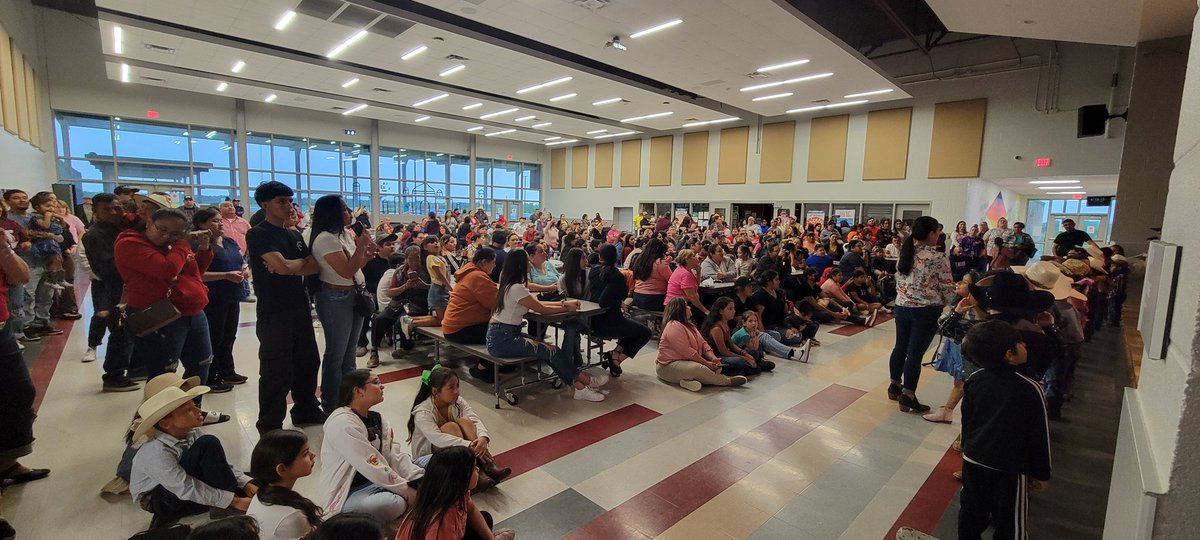 AB Strawn Elementary tweet media