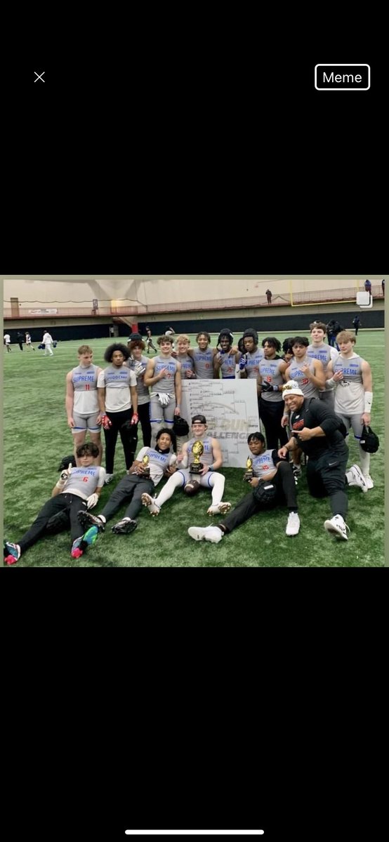 Had a great weekend at #topgun7v7chicago2024 with <a href="/Supreme7v7FB/">Supreme7v7</a> thank you for giving me an opportunity to play with you guys! <a href="/AllenTrieu/">Allen Trieu</a> <a href="/EDGYTIM/">Timothy “EDGYTIM” OHalloran</a> <a href="/DeepDishFB/">DEEP DISH FOOTBALL</a> <a href="/FBraidernation/">RaiderNationFB</a> @RivalsPapiClint <a href="/PrepRedzone/">Prep Redzone 🏈</a> <a href="/QBCoachHolc/">Greg Holcomb</a>