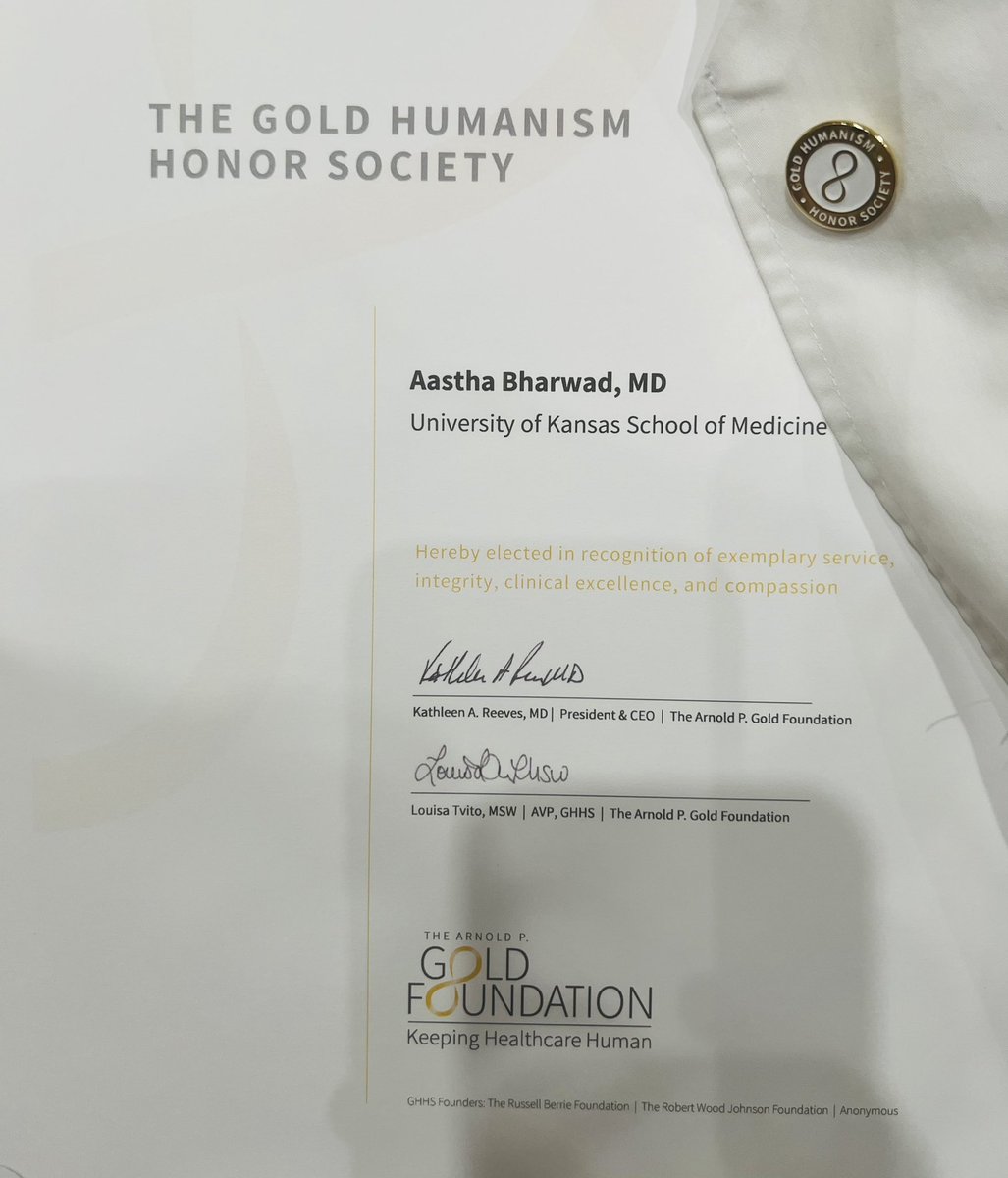 Extremely honored to be inducted into The Gold Humanism Honor Society and to share this privilege with a wonderful group of people ✨

Hope we continue to make a positive difference in the lives of people around us ❤️
@KUSM_Wichita @KUMedCenter @GoldFdtn #MedTwitter