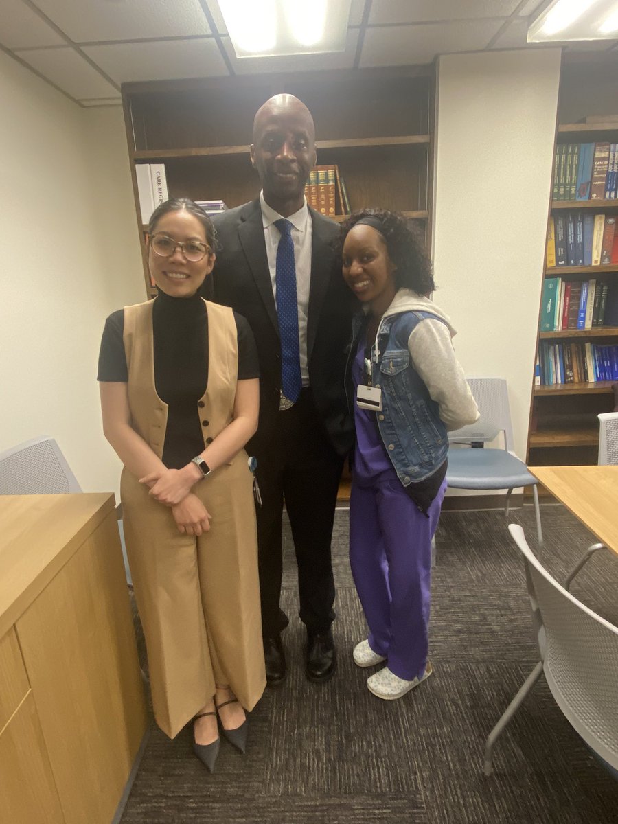 Look who’s back! Dr. Ike Okereke our favorite thoracic surgeon from @HenryFordHealth gave grand rounds on racial disparity and community outreach @UTMBSurgery @UTMBVascular. We can all do something to make the world better☺️
