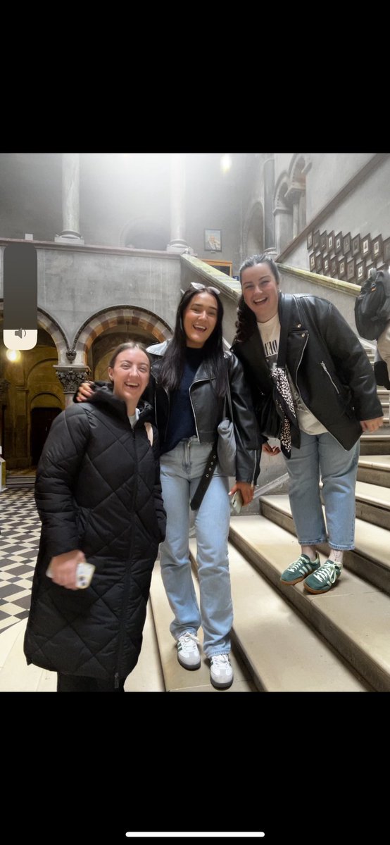 Yesterday we got a tour around @tcddublin and got to visit ‘The Book of Kells’. 😍 It’s been great to make new friends from different years and different classes 🥹, jumping out of that comfort zone! 🙈 #globalopportunities @QUBSONM @QUBelfast @DeirdreQUB18 @tcddublin