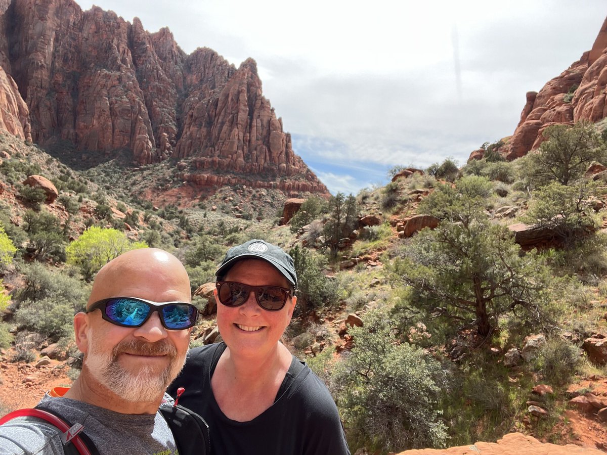 gbm4byu's tweet photo. Hellhole Canyon. #Ivins #UtahIsRad #GetOutside https://t.co/OUKfEAj6fi