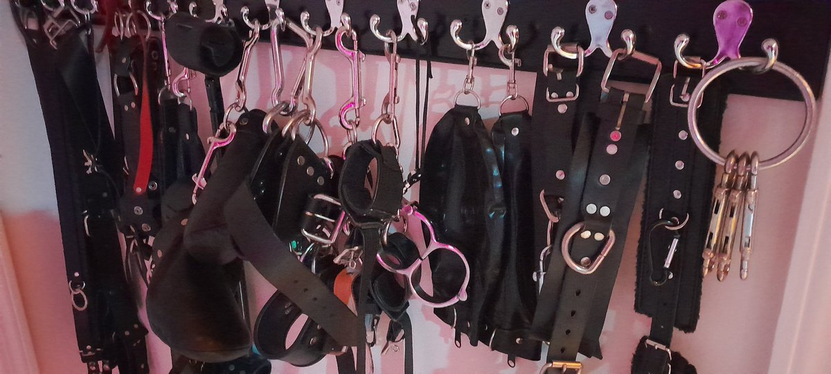 It was bondage o'clock earlier today, how was your afternoon?