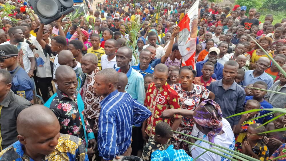 Joseph1Dimandja's tweet photo. #InfosDirect : UNC/Sankuru l'histoire est têtue, ici nous sommes dans le territoire de Katako-k précisément au village d'okitodimba.
L'UNC était visible au #sankuru après ce grand travail abattu, mes sincères félicitations à l'hon @leonnguwa2 le combat n'est pas encore terminé. https://t.co/YkMpysfFeK