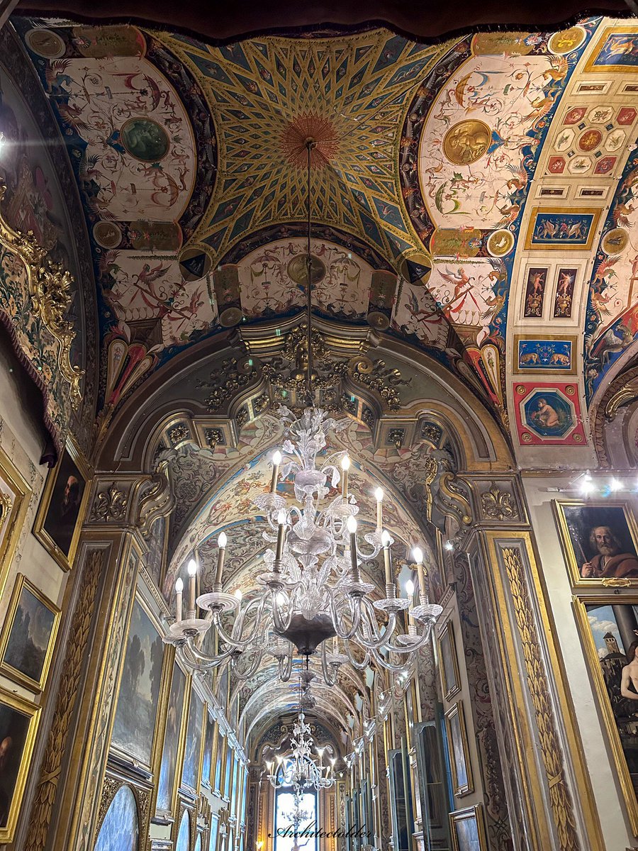 Architectolder's tweet image. Pamphilj Gallery, Roma. Gold is not precious, you can buy it on almost any city block. This is what people from all over the world fly to Rome to see each year. This is precious. #Reprogram
