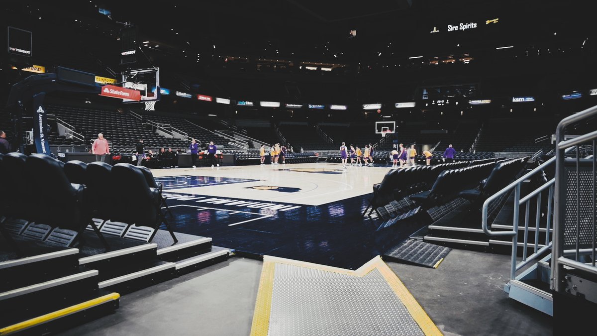 ericklizenby's tweet image. First Practice @GainbridgeFH #Scottsburgwarriors @scsd2athletics
