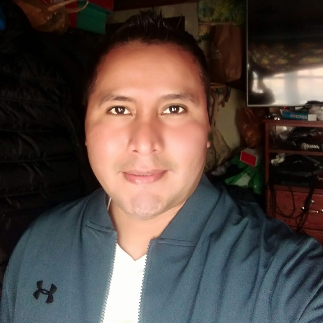 Alexzhander8's tweet photo. #NuevaFotoDePerfil https://t.co/ibE3RVkle5