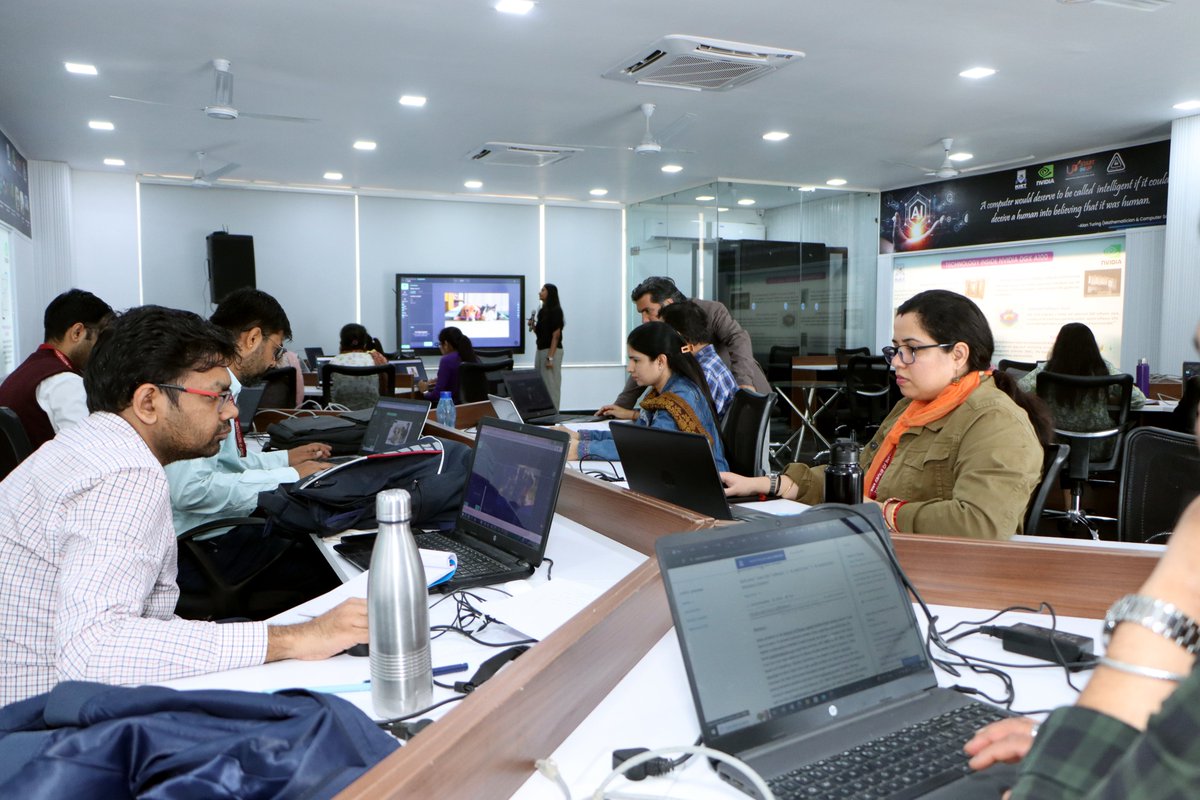 Kiet_edu's tweet image. A five-day #Faculty_Development_Program was held from March 19th to March 23rd, by the #NVIDIA_GXA100 #SUPERCOMPUTING_Lab at KIET.
#KIETGroupofInstitutions #KIETGZB #kietengineeringcollege #KIET #AKTU #AICTE