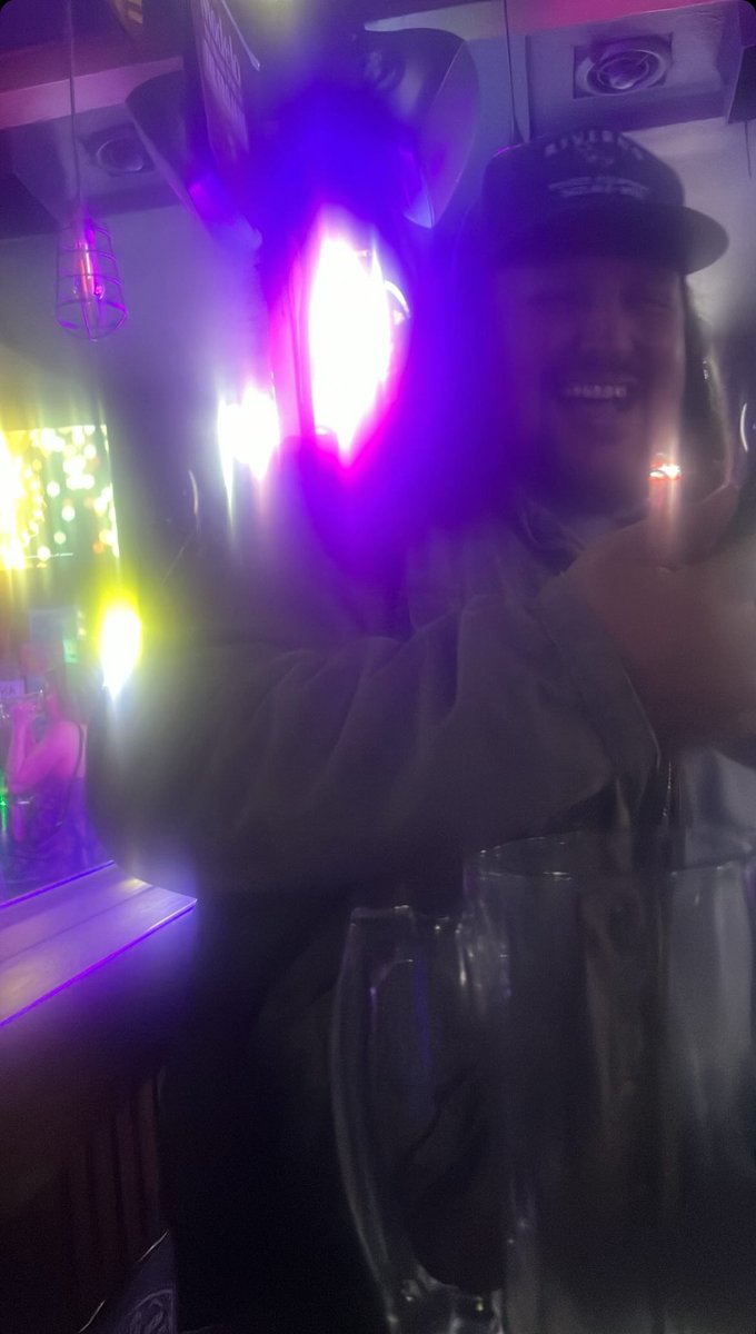 basedxvictor's tweet image. NOW WE GOT ALL THE COCONUTS, BITCH! 🥥🥥🥥🥥 It’s ghetto Ben Affleck and Matt Damon