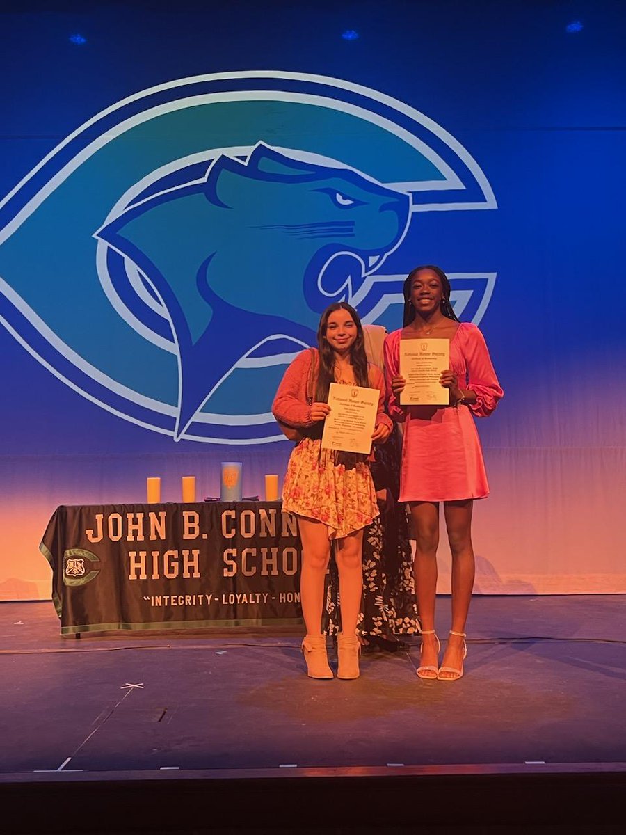 Leading on the court and in the classroom! NHS Inductions 💚🏐💚📚 <a href="/PfISDAthletics/">PfISD Athletics</a>
