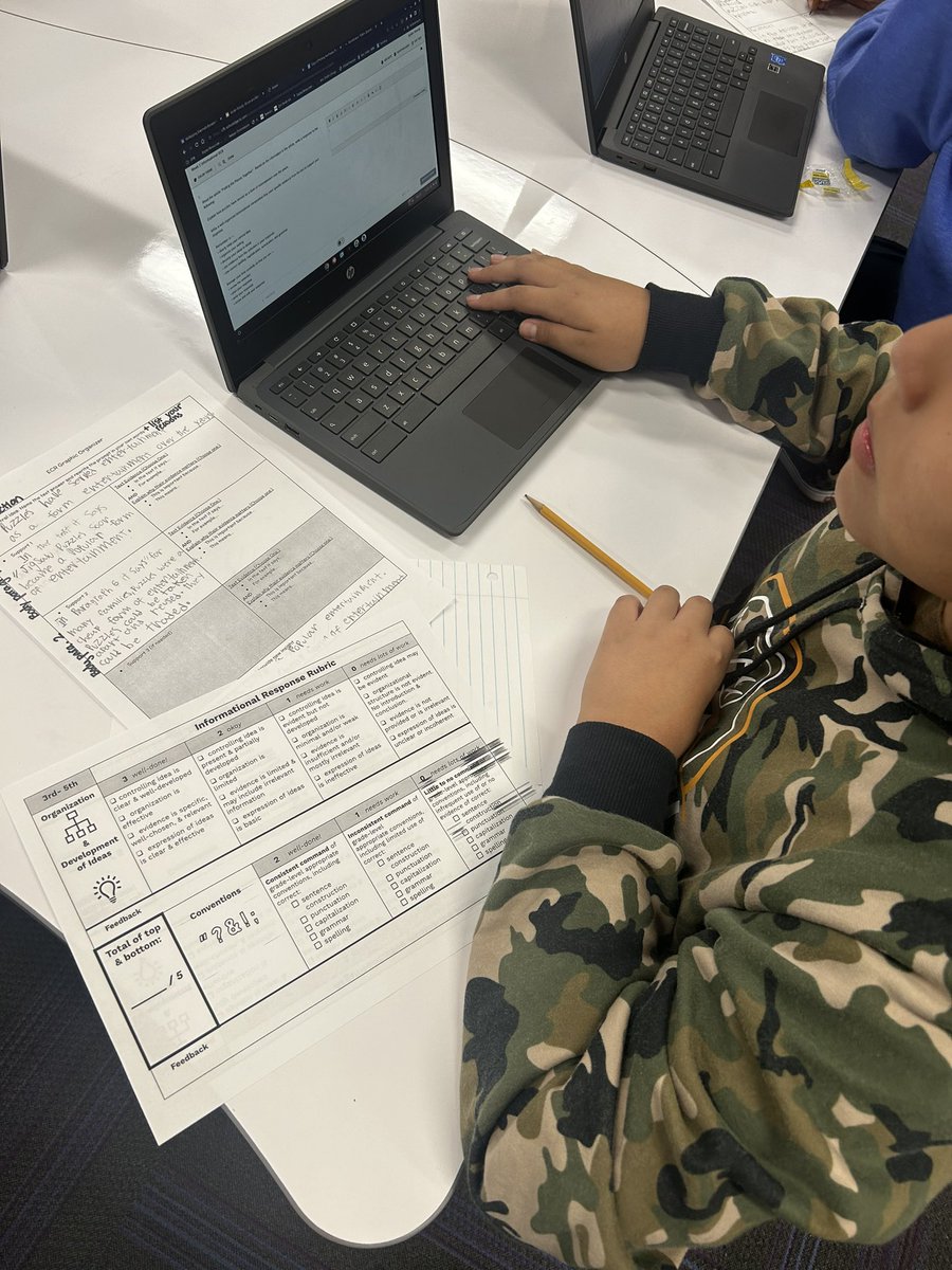 5th grade Trailblazers using their informational response rubrics to help them self assess and track their goals as writers for the ECR essay. They worked so hard today! 🙌🏽💜💛 @McKamyElem @mpruitt1 @litcoachburrell #lovemckamy