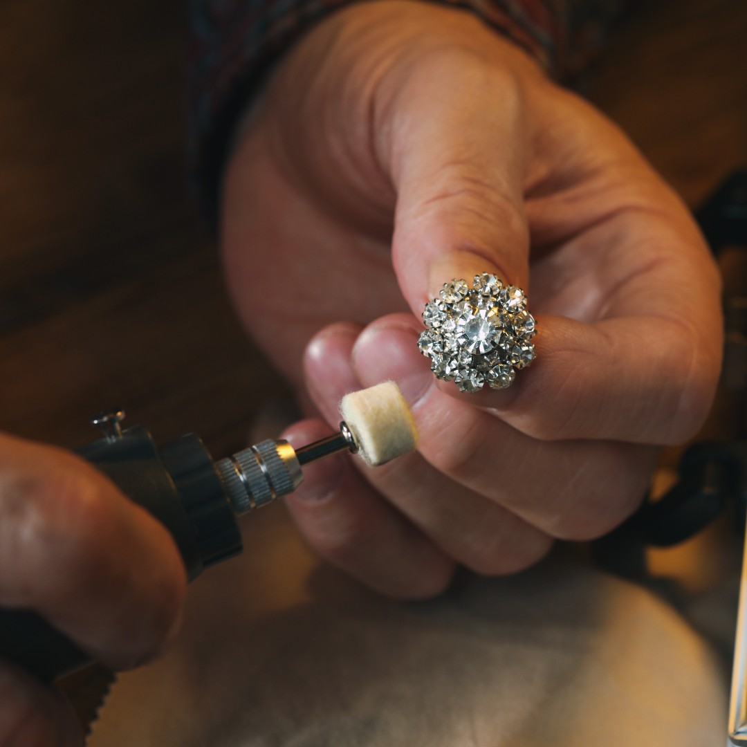 Discover how Icecap is setting new standards in the diamond investment market with our innovative approach and commitment to excellence. Learn about our dedication to transforming the diamond investment landscape with transparency, security, and accessibility.