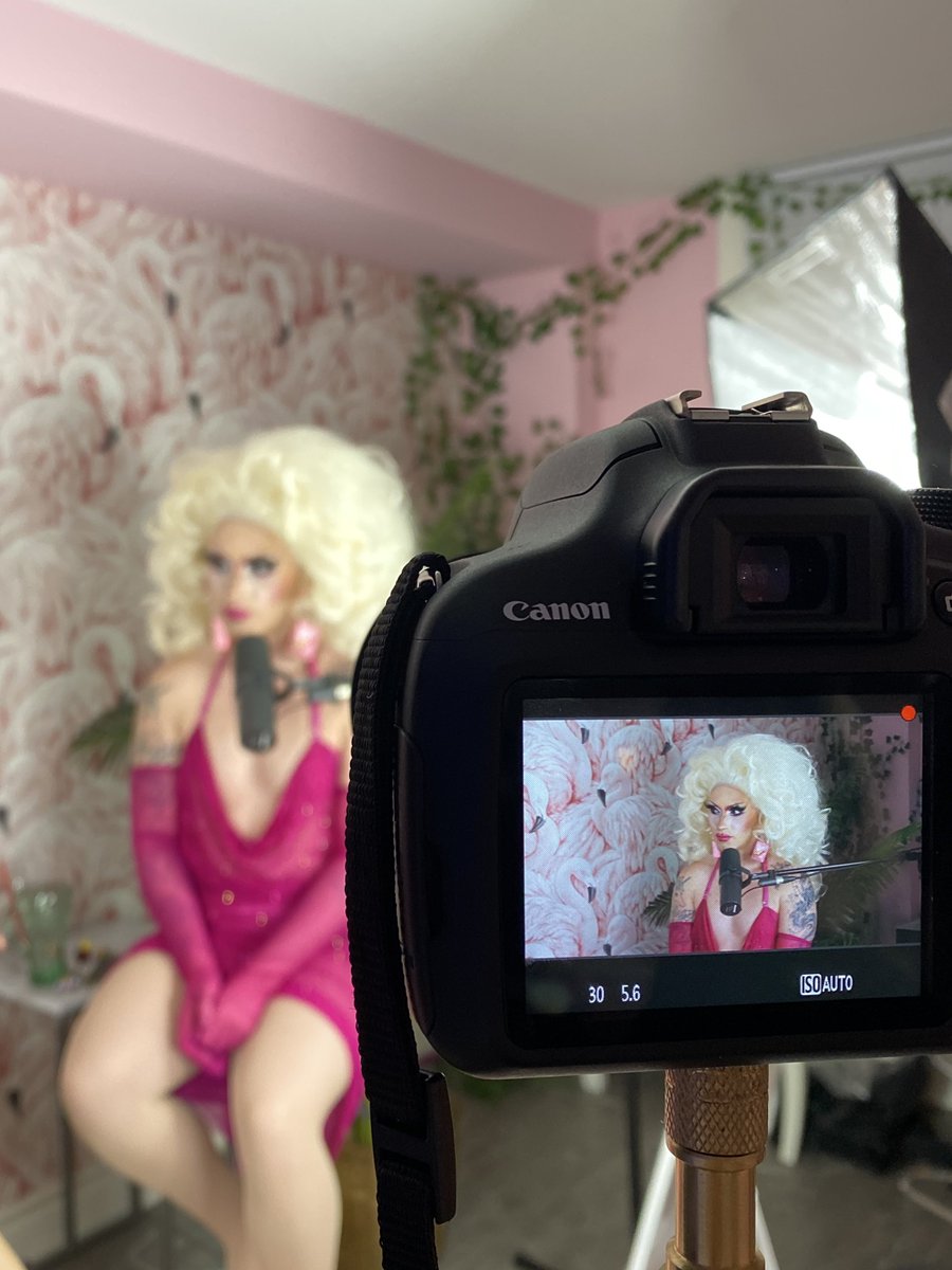 juiceboxx_ttv's tweet image. Finished a very fun project this week 👀 @synthia_kiss #season3 @SQQPod