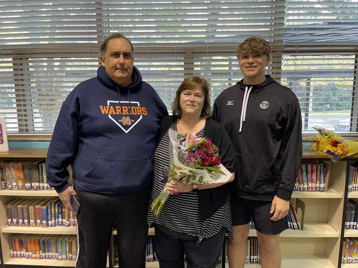 Tiffany Hourigan (@tiffanyhourigan) on Twitter photo Congratulations to our Teacher of the Year, Mrs. Debbie Chrzanowski! Our students are better because of you! <a href="/bakerelembears/">Baker Elementary</a> Congratulations to our Teacher of the Year, Mrs. Debbie Chrzanowski! Our students are better because of you! <a href="/bakerelembears/">Baker Elementary</a>