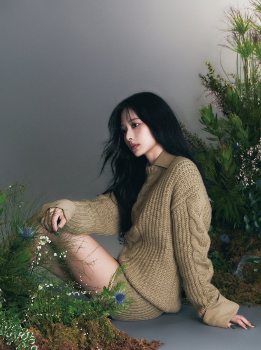 SubjectKpop's tweet photo. Tzuyu x ELLE Japan x Max Mara

https://t.co/wqQGa35eE9

#TWICE #트와이스 @JYPETWICE https://t.co/A6r66EE7Ms