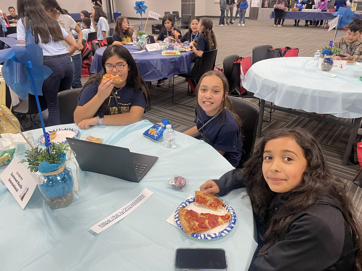 SO proud of these readers! Thank you @YISDLibServices for a great time today! 🐉📚#battleofthebluebonnets @EastwoodKnolls