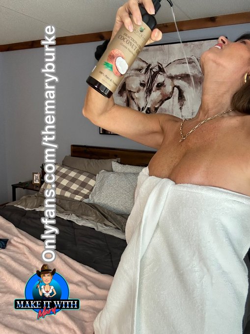 Squirt me 💦💦💦 https://t.co/KKwQdsucQd https://t.co/m1y00RCoie<a href="/tag/themaryburke"class="tags"><span>#themaryburke</span></a>