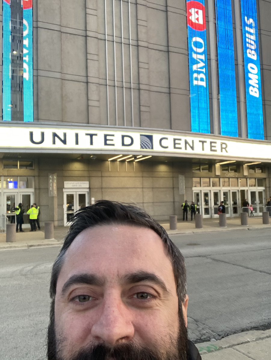 Nikos Fousias DJ Row (@djrow) on Twitter photo We back home baby <a href="/chicagobulls/">Chicago Bulls</a> <a href="/UnitedCenter/">United Center</a> #SeeRed #GoBulls #Chicago #ChicagoBulls #CHI #CHIvsIND We back home baby <a href="/chicagobulls/">Chicago Bulls</a> <a href="/UnitedCenter/">United Center</a> #SeeRed #GoBulls #Chicago #ChicagoBulls #CHI #CHIvsIND