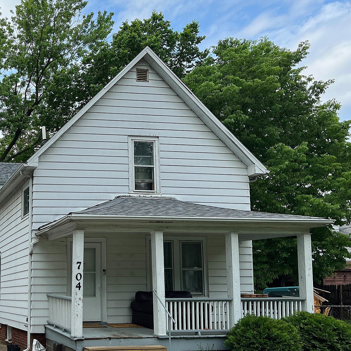 marginstx's tweet image. We got football at home. #americanfootball #emo #midwestemo