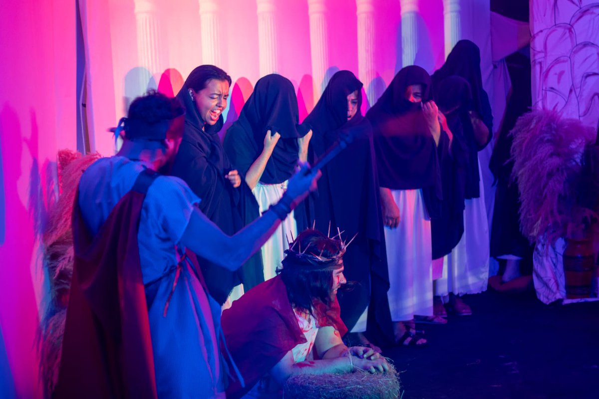 ¡Seréis Testigos! ✝️

Te dejamos más fotos de lo vivido en nuestro teatro de este fin de semana. 🤩

#MqvBo #SomosFamilia 
#SeréisTestigos