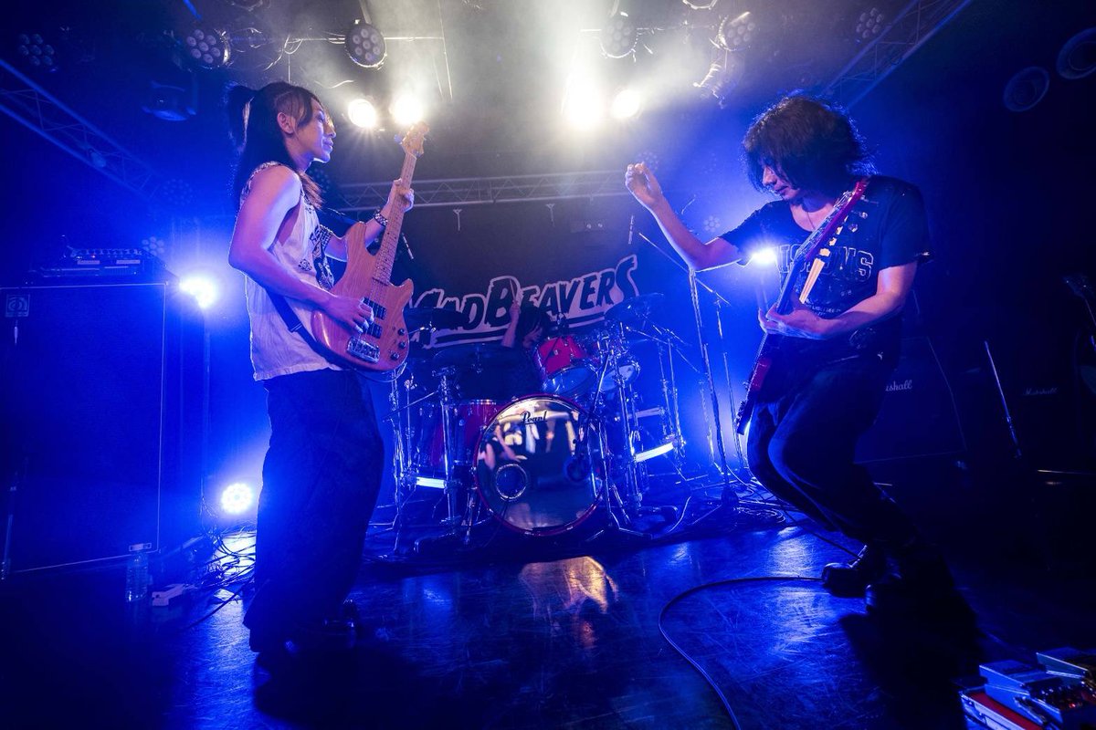 madbeavers_info's tweet photo. #MADBEAVERS #SPEEDOFLIGHTS
Live、ありがとうございました!
最後のCUTTさんを交えてのever freeも盛り上がりましたね。
そして改めまして、#下北沢ReG 14周年おめでとうございます🎊 https://t.co/Lk4Ot3oYbi