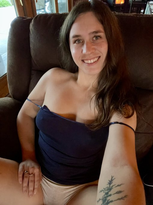 Phone calls and video calls are on right now for the first time ever!   https://t.co/F9jczMFyzP https://t<a href="/tag/thirstythursday"class="tags"><span>#thirstythursday</span></a>