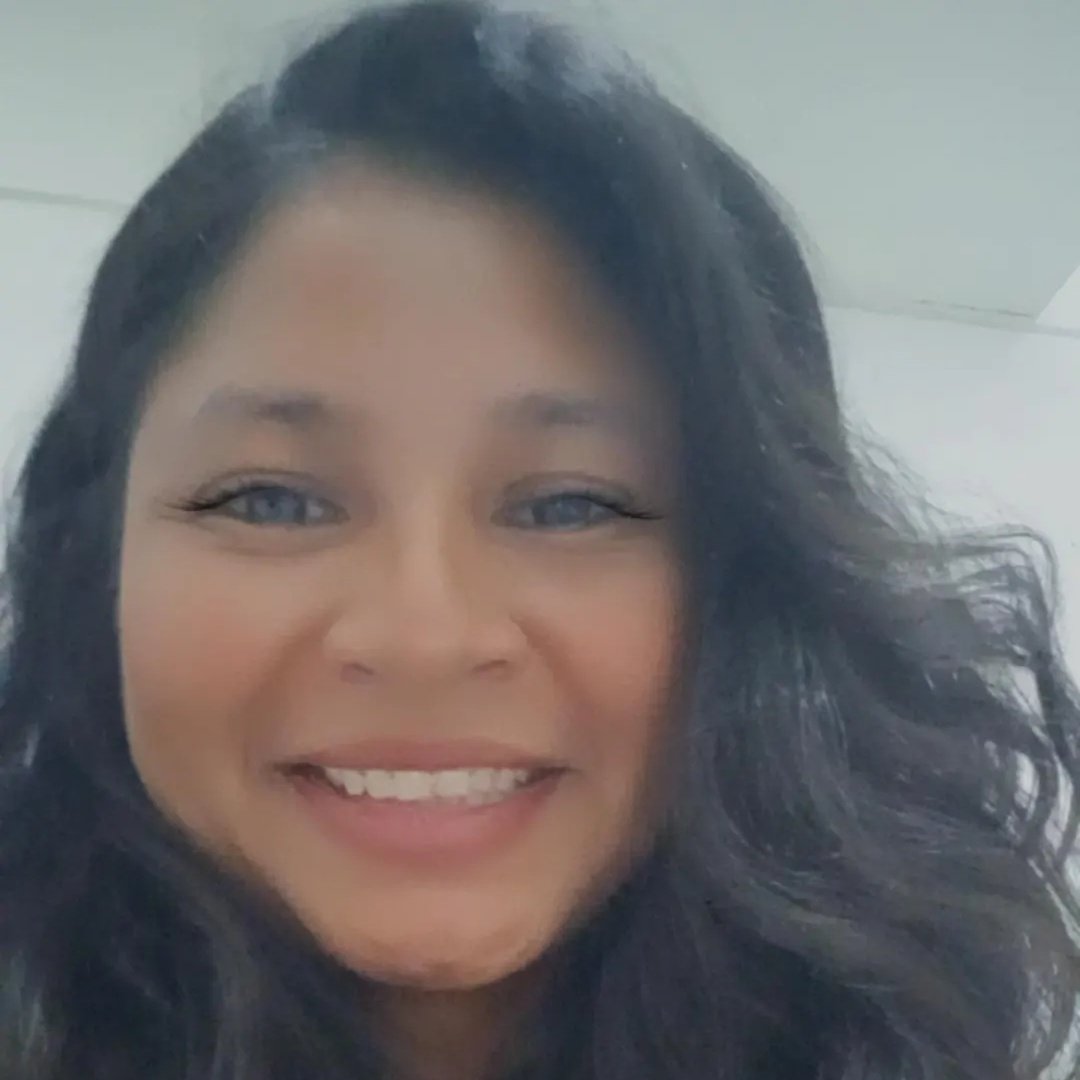 yasmini_marques's tweet photo. #NewProfilePic https://t.co/YvDvSEwhFh