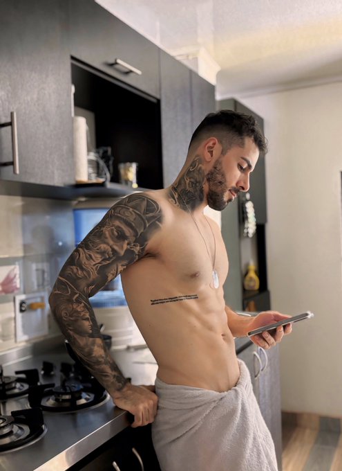 Good evening 🔥 https://t.co/WfYZG7KgVA<a href="/tag/lucymendez"class="tags"><span>#lucymendez</span></a>