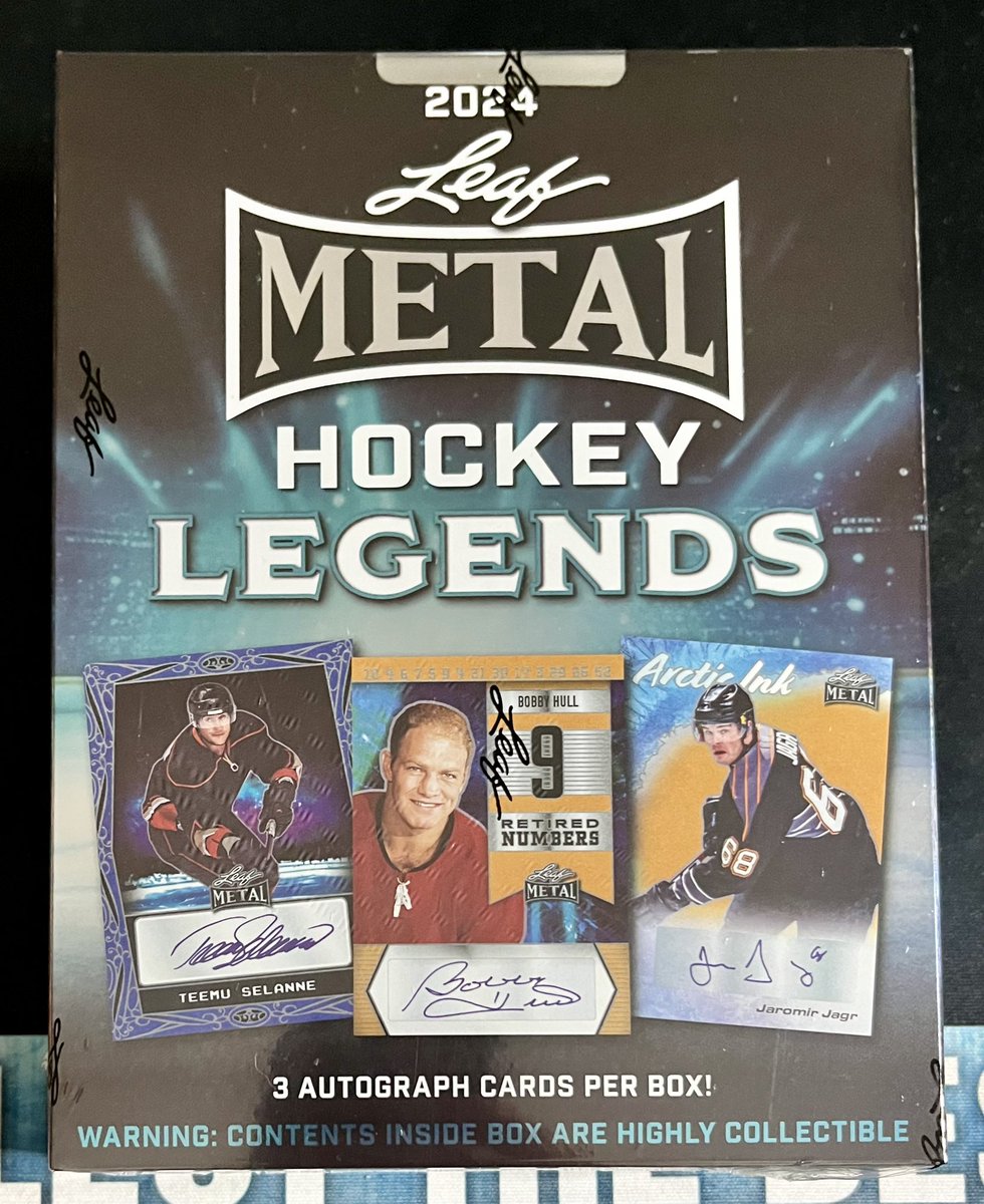 supermikeio's tweet photo. Have a bunch of card posts incoming, but thought I’d start with todays Mail Day: a box of @Leaf_Cards Metal Legends, excuse the photos they were hard to do with the light and shiny/acetate @NHLBruins @Capitals @TBLightning #1packaday https://t.co/EPdVwHjNkf