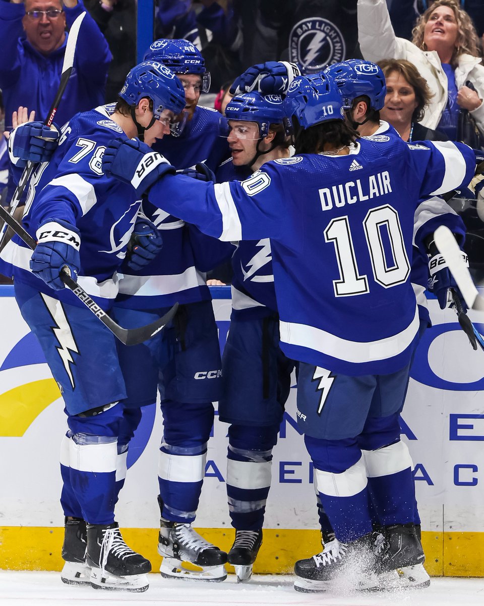 Eight-game point streak for the @TBLightning! 🔥