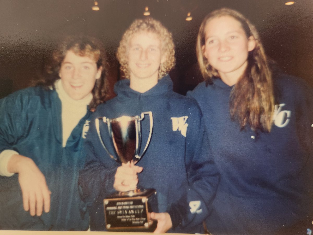 HeatherSaylor16's tweet photo. @WellesleyBlue @Wellesley @NEWMACsports @CSCAA Bonnie's first year was my final year on the team. Congratulations and well deserved retirement!! https://t.co/bAB9r6ONKZ
