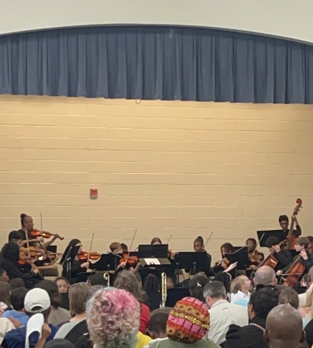 What a fantastic concert celebrating 🎶#MIOSM! ❤️🥳 Congratulations to all the dynamic performers from our awesome APS schools…@APSBenteen @BurgessPeterson @APSHumphriesES @ToomerES @APSMLK 🎊 A job well done @kmurray_apsband!! 👍🏽 You are amazing! 🤩