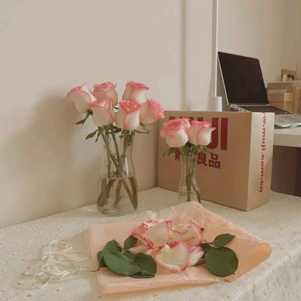 sunflow23002724's tweet image. แปลกไหม ขนาดเราแตกสลายขนาดนี้ แต่สุดท้าย เรายังมองเขาด้วยความรักมาตลอด.💔🥲