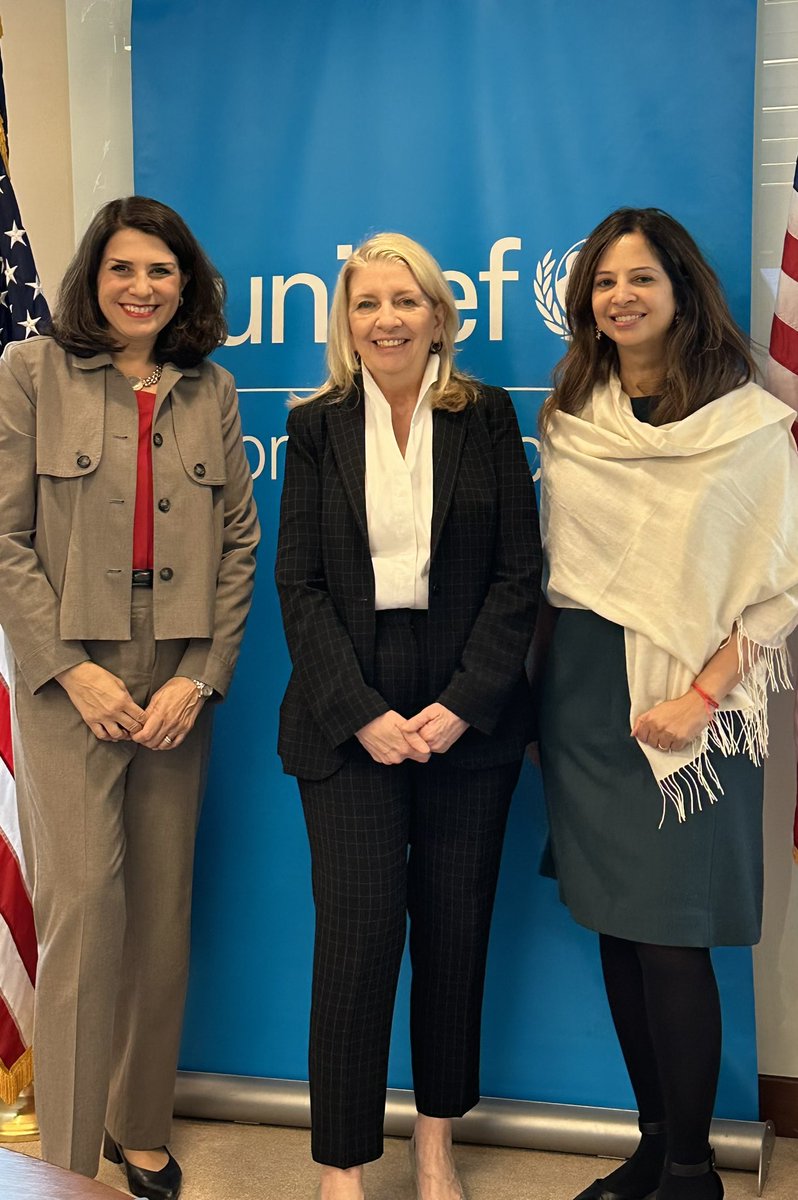 Good discussions today with US Government partners, @StatePRM and @USAIDSavesLives, on joint efforts to strengthen our work in addressing unprecedented humanitarian needs of children impacted by emergencies.   Our thanks for their continued support for UNICEF’s work.