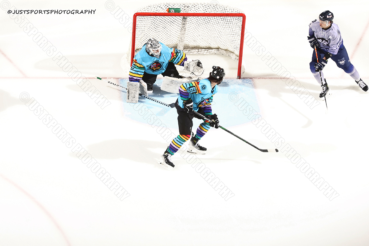 JustSports_AHL's tweet photo. 03-22-24 BINGHAMTON BLACK BEARS vs WATERTOWN WOLVES

SOCK OUT CANCER SPECIALTY JERSEYS

@BlackBearsFPHL
@WolvesWatertown
@TheFPHL
#pocketwizard
@PocketWizard
#remotecamera
#RemoteCameras
#makeitpossible
#whereistheremotecamera
#funwithremotes
#ShotOnCanon
#sockoutcancer https://t.co/T68MSDIntd