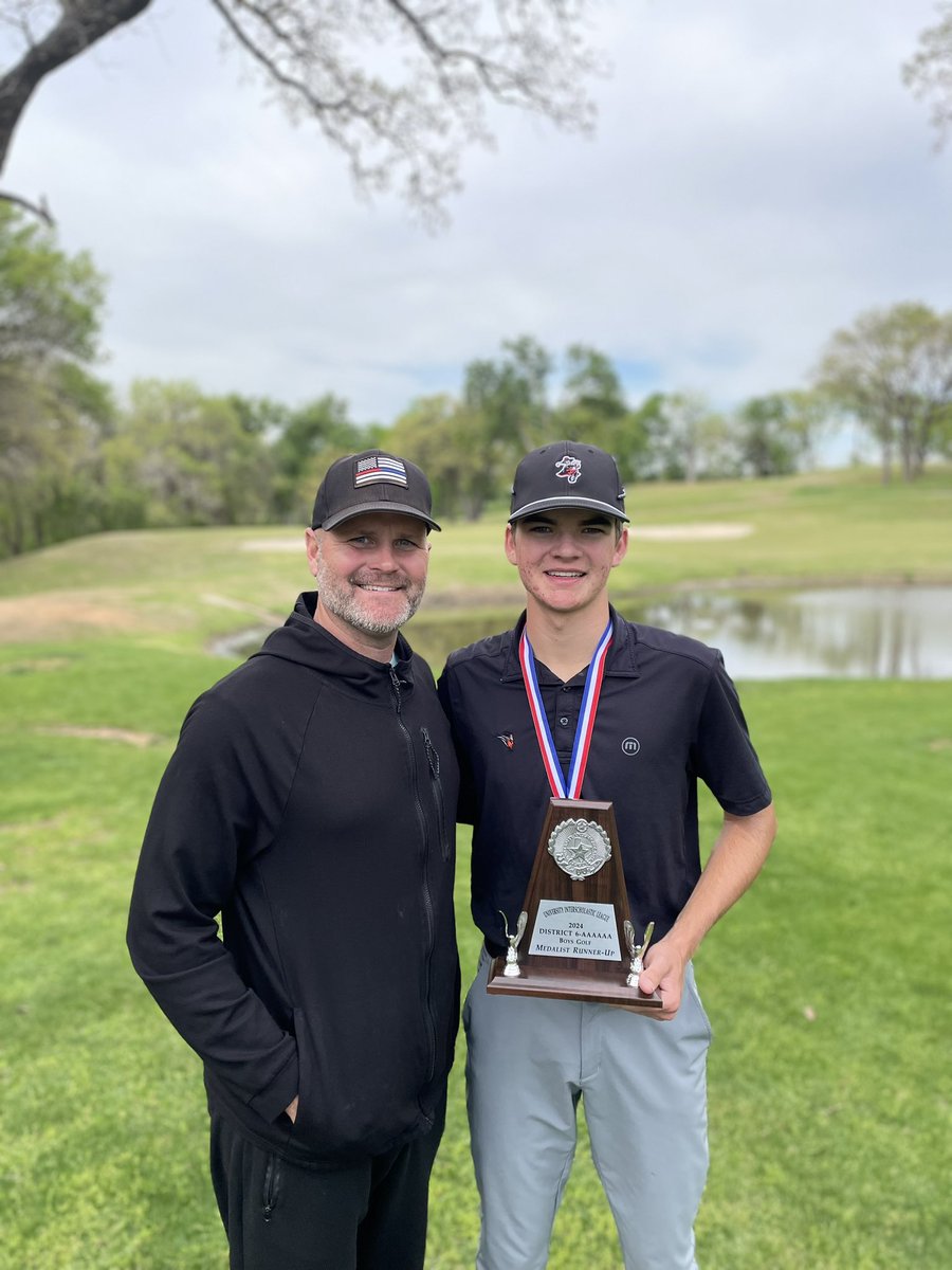 JanelleEmbry's tweet photo. To say we are proud is an understatement. Tyson posted the lowest round of the day and the tournament with a 68. In the final round, he threw down 7 birdies and an unbelievable 3 wood on hole 6 for a five-foot Eagle putt! https://t.co/4TKX1TI9iB