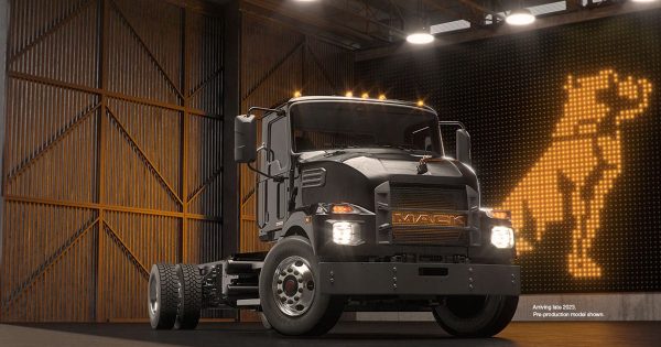 NEWS: #TruckingTechNews #CommercialVehicles #DomesticManufacturing Mack Trucks Expansion in Virginia: A Monumental $14.5 Million Investment for Sustainable Growth and 51 New Jobs dlvr.it/T4k0Vb