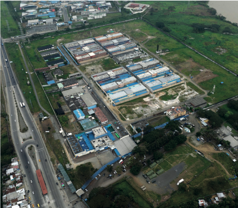 yandunfreddy's tweet photo. Guayaquil sufre una crisis importante de seguridad, su ubicación y contexto la vuelven vulnerable. El puerto principal del país, en donde se encuentra el complejo penitenciario más grande del país, y la hidrografía del Golfo, la hacen el blanco perfecto.
https://t.co/6Aw6CJOSXI https://t.co/tnOWhzLIyj