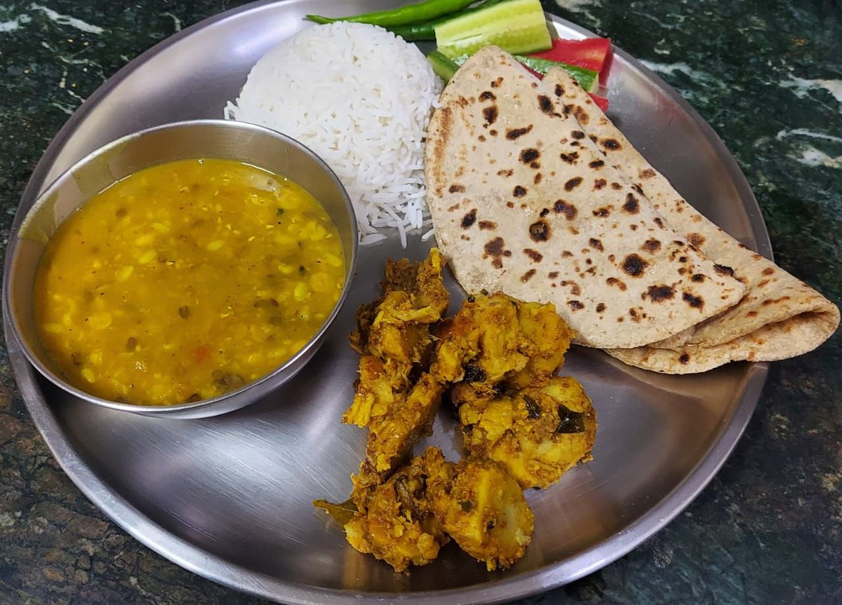 dilli6onwheels's tweet image. buff.ly/3IQOW4f

#dilli6onwheels 
Multi Cuisine Restaurant 
#gharkakhana
Meal For 2@Rs.400/-

Upto #60off
Order Online:
#Swiggy #zomato &amp;amp; #magicpin #ondc

#lunch #dinner #googleindia #onlinefooddelivery #Gurgaon #delhi #fooddelivery #Gurugramnews  #trending #trendingreels