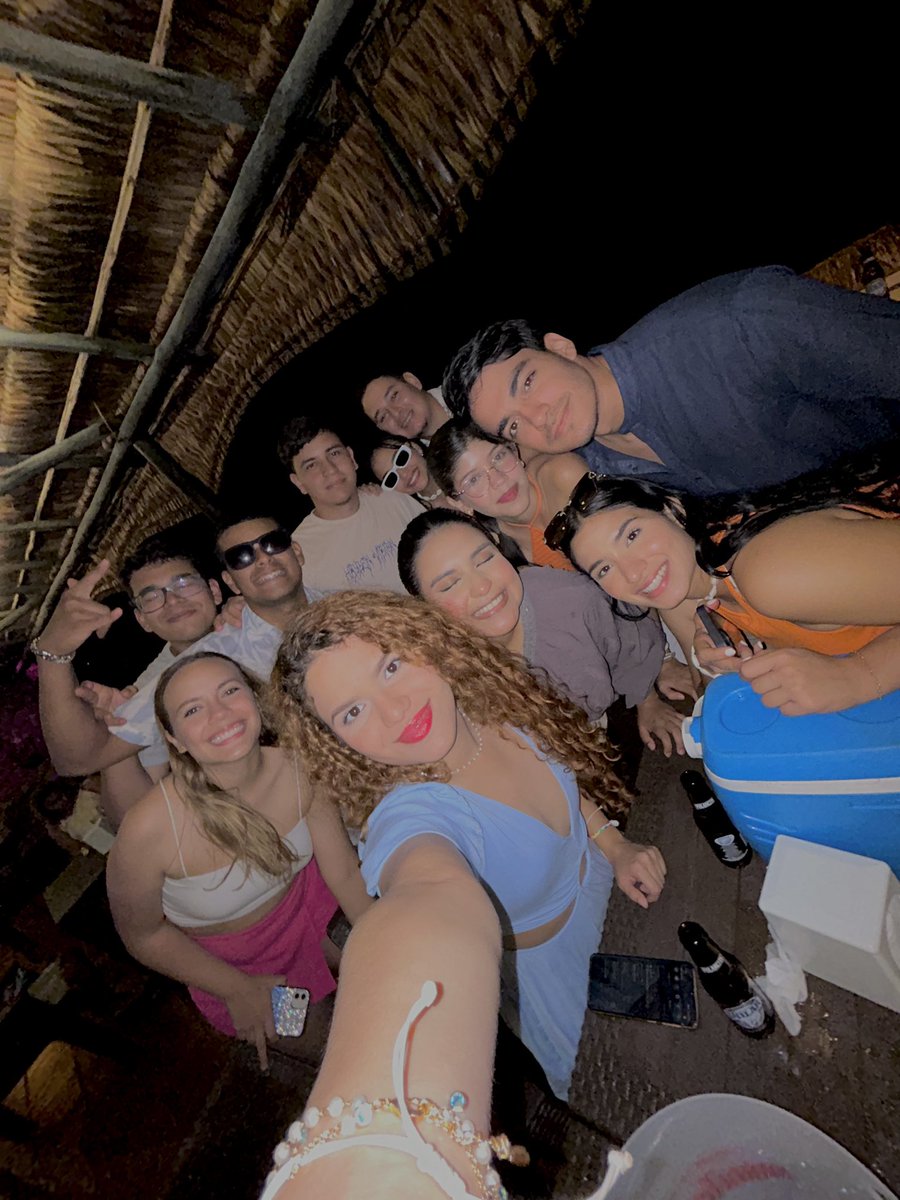 Soydannita (@itsdannaleidenz) on Twitter photo 